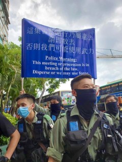 拉下鐵門殺掉金雞(圖)