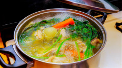 完整释放食物营养煲汤切忌“一动作”(组图)