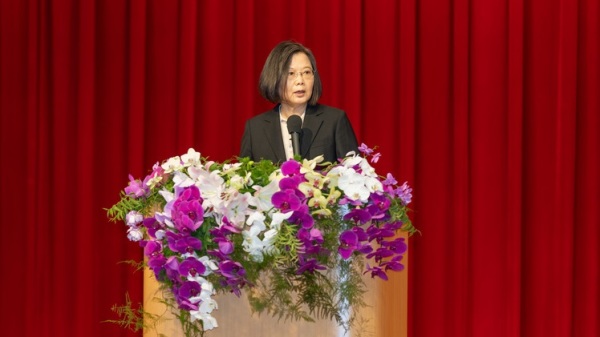 總統蔡英文出席「全國安全防護工作會報第一次擴大會議」時表示，全國安全防護工作的總體目標，是要保護中華民國臺灣的國家安全與社會安定。