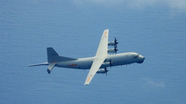 中華民國空軍昨天發布中共軍機動態，有1架運8型技術偵察機當晚侵犯了台灣西南的防空識別區。資料照。