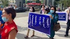 反汉语教育就是颠覆政权蒙族官员辞职抗争(图)