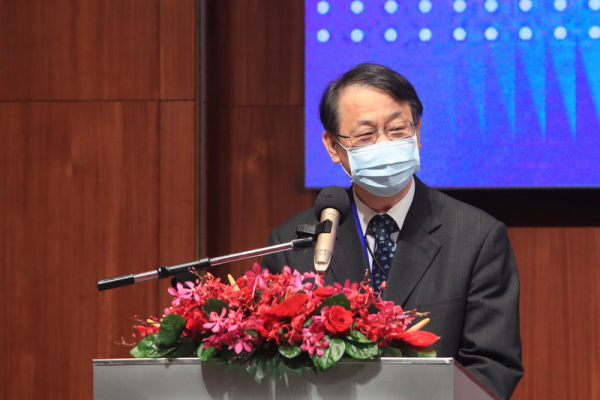 日本驻台代表泉裕泰4日下午出席在台北举办的“重组供应链：促进理念相近伙伴间之韧性论坛”并致词。