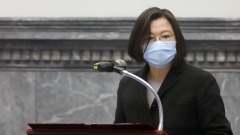 疫情延烧下的各家民调蔡英文政府显危机(图)
