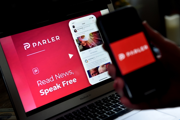 美国社交媒体Parler被大科技公司下架
