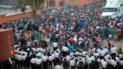 民調：多數美國人反對拜登移民槍支政策(圖)