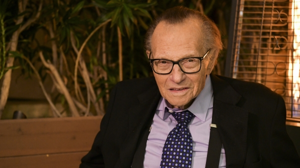 美国知名脱口秀主持人赖瑞金（Larry King）不敌病魔过世，享寿87岁。