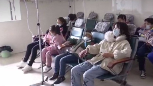 日前，广西爆出7所学校学生相继感染诺如病毒（图片来源：微博）