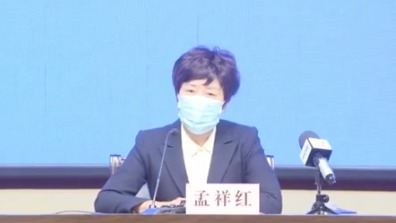 疫情来势汹汹，河北石家庄市副市长孟祥红通报疫情情况。示意图（图片来源：微博)