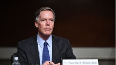 臨危受命伯恩斯對華軟硬兼施成效如何(圖)