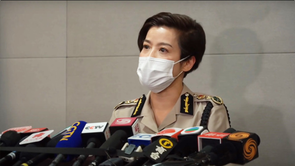 香港新任海关关长表示，食品安全是国家安全的重要一环。此言一出便遭到网友批评。（图片来源：视频截图）