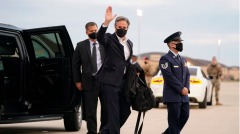 布林肯访巴黎修复美法关系(图)