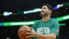 無懼審查NBA球星再批中共漠視人權(組圖)