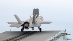 1億英鎊F-35B戰機殘骸被成功打撈(組圖)
