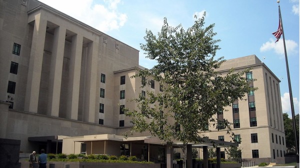 图为美国国务院（图片来源：维基百科）