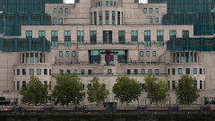 MI6：俄在歐一半間諜被驅逐更關注中共(圖)