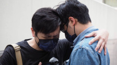 无悔伴港人优雅抗争他上囚车前的信催泪(组图)