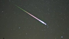 英國流星：明亮的火球燃燒夜空(圖)