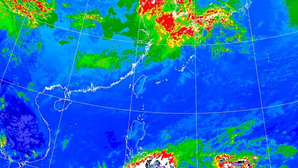 针对“中南半岛火点”一事，环保署出面说明称，台湾空气品质不会受到影响。图为今日的气象局卫星图。