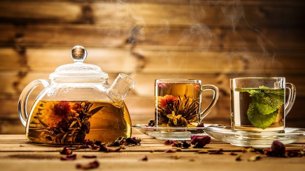 饮茶温度不宜超过60℃，而以25～50℃为宜。