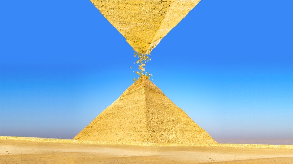 倒立的大選金字塔，沙漏歸正後淘去誰？
