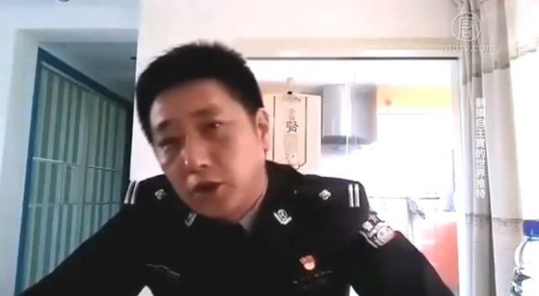 最近，看了上海市公安局閔行分局中共黨員、原青正（有說是新鎮）派出所正科級副所長王力偉下決心離開公幹警隊的視頻。