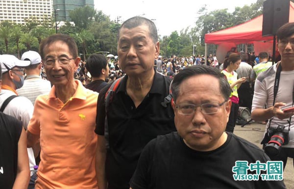 2019年8月18日，参与170万人和平集会的李柱铭、黎智英和何俊仁。（图片来源：看中国）