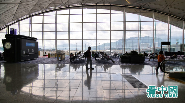 香港国际机场（图片来源：庞大卫/看中国）