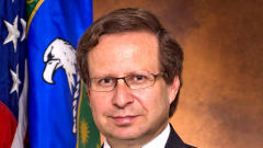 奥巴马政府科学家：拜登气候危机说幕后(图)