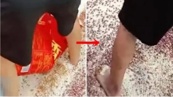 廣東東莞民眾拍攝視頻爆料，工人們赤腳踩八寶粥原料，關鍵腳還很黑（圖片來源：視頻截圖）