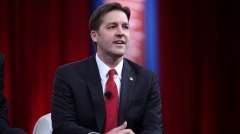 拜登提名的情報總監法律顧問被質詢曾為中共工作(圖)