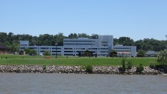 太驚悚美媒爆董經緯交出的情報概要(圖)