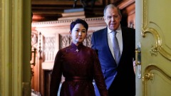 蒙古國外長訪俄英姿颯爽令人眼前一亮(圖)
