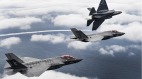 美國航母打擊群部署海外首次搭載F-35C(圖)