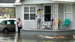 艾达飓风造成100多万户断电两人死亡(图)