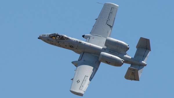 美国空军的A-10霹雳（Thunderbolt）战斗机