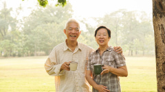 延遲退休政策呼之欲出勞動力養老金缺哪個(圖)