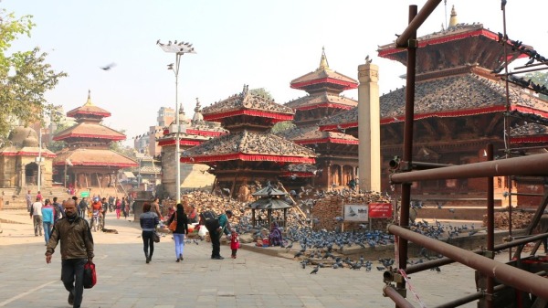 尼泊爾首都加德滿都的街景。