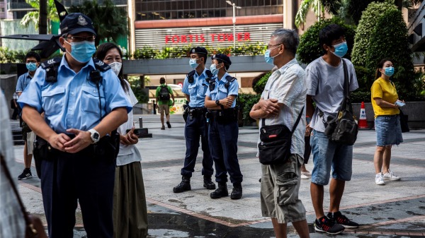 有港人直斥香港警察已经成为一个犯罪集团，执法人员知法犯法。（图片来源：Getty Images）