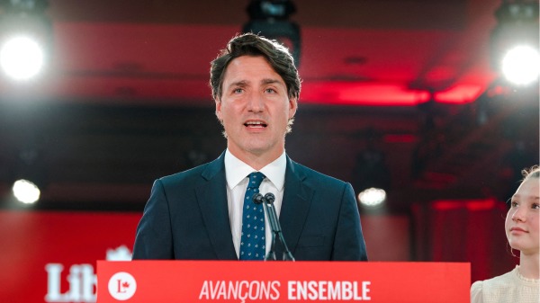 2021年9月21日，加拿大自由黨領袖特魯多在蒙特利爾聯邦大選勝選派對上發言。（圖片來源：ANDREJ IVANOV/AFP via Getty Images）
