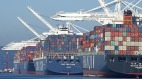 美国港口集装箱船排长龙消费寒冬或来临(图)